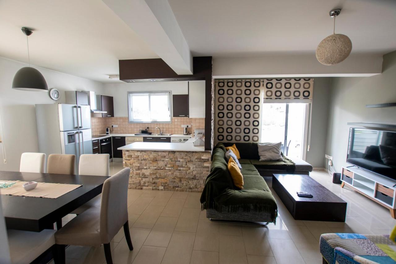 Glabur Stays - The Executive 2 Bdr - Nicosia City, Free Parking & Wifi, Welcomes You!!! Exterior foto